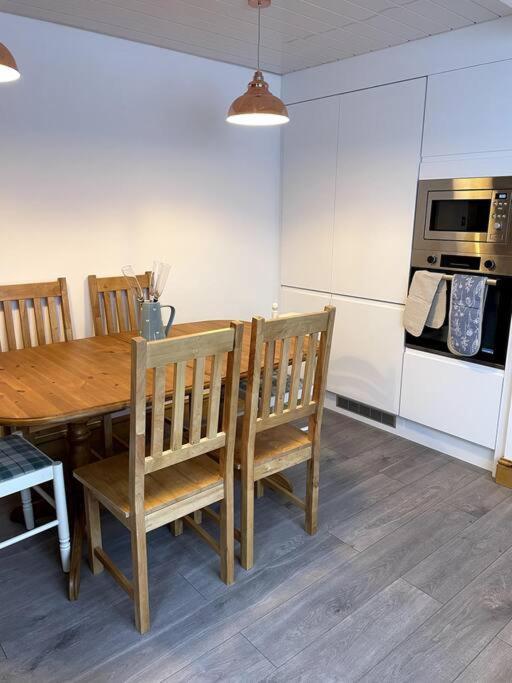 3 Bedroom Terrace Holiday Home Great Torrington Dış mekan fotoğraf
