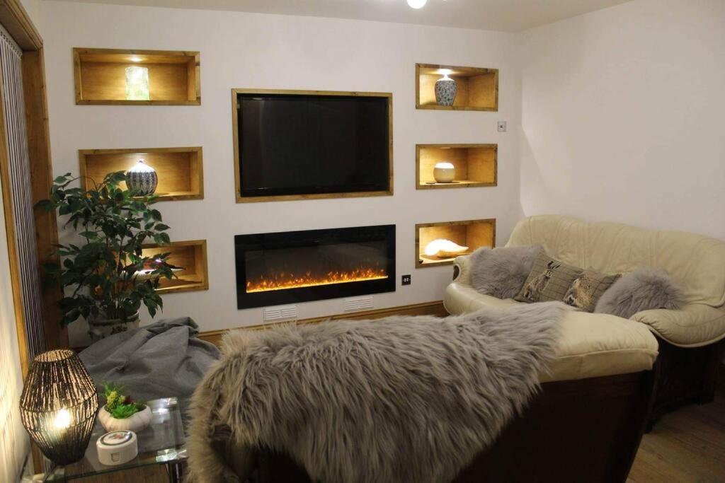 3 Bedroom Terrace Holiday Home Great Torrington Dış mekan fotoğraf